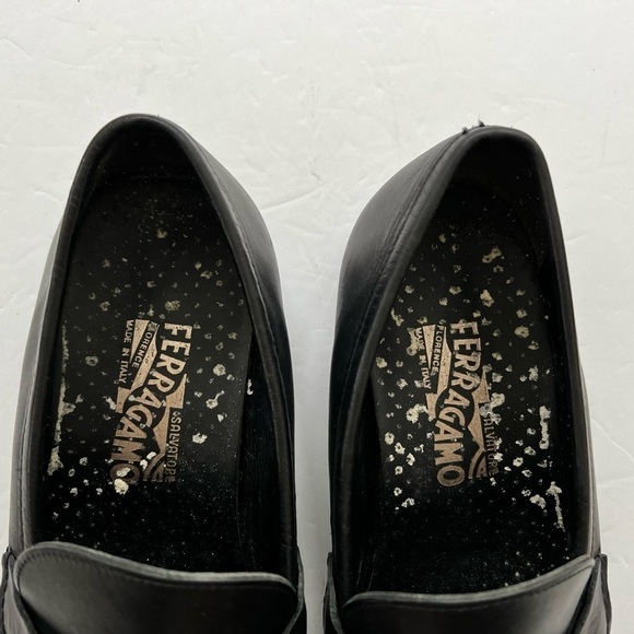 Salvatore Ferragamo black leather men classic slip ons shoes size 10EE